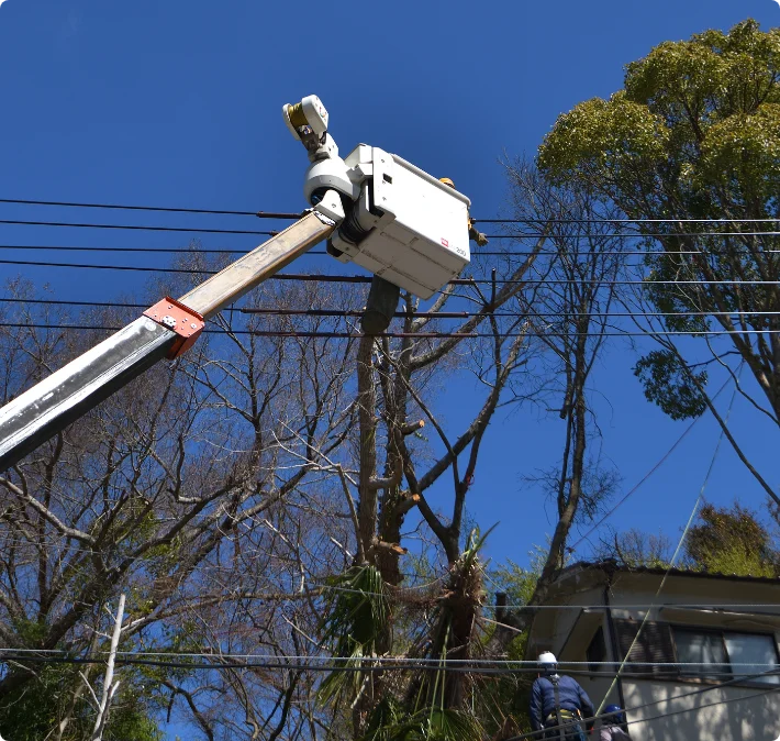 立地の都合上、重機の乗り入れが難しい